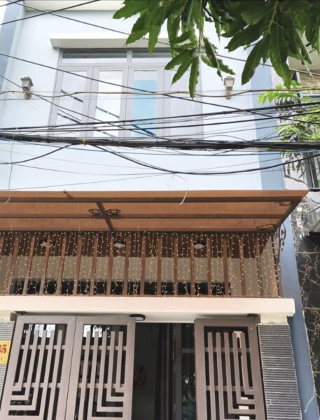Nhà 2 tầng 2 mặt kiệt ô tô Phạm Như Xương 4500