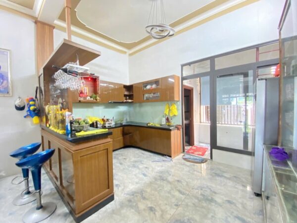 Cho thuê nhà 3 tầng mặt tiền Nguyễn Nhược Pháp