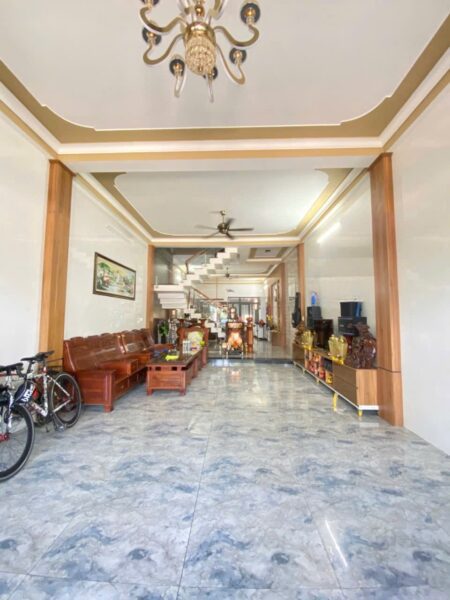 Cho thuê nhà 3 tầng mặt tiền Nguyễn Nhược Pháp