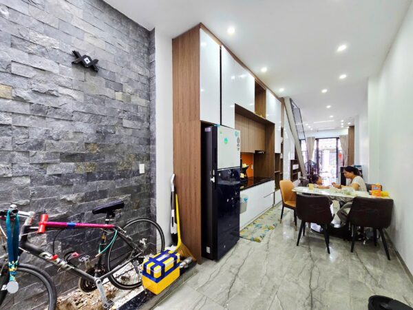 Nhà 2 tầng kiệt ô tô Tô Hiệu, 85mv, 3950
