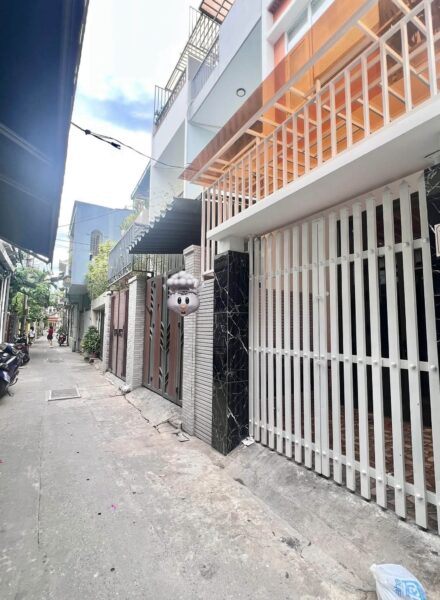 Nhà 3 tầng Lý Tự Trọng 54mv, 5850