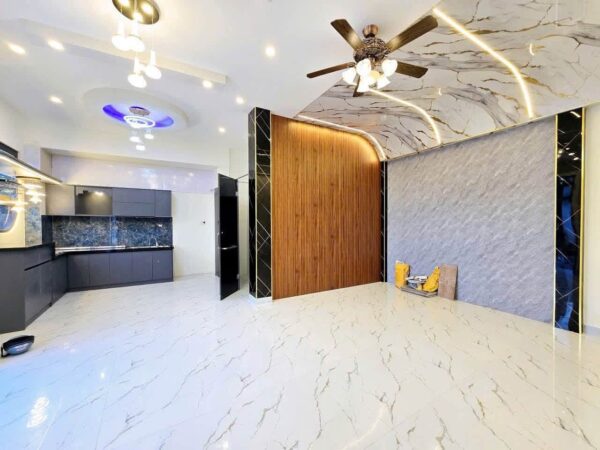 Nhà 3 tầng kiệt ô tô Tôn Đản 80mv, 4500