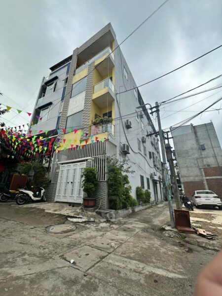 Tòa căn hộ 4 tầng 2 mặt kiệt ô tô Nguyễn Văn Thoại 23ty