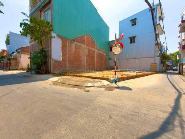 Đất 2 mặt tiền Nguyễn Thành Hãn 5750