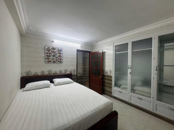 Nhà 2 tầng rưỡi mặt tiền Mỹ Đa Đông 12ty