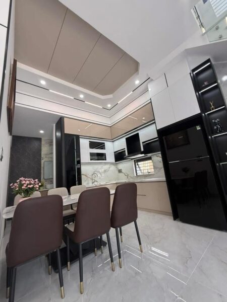Nhà 2 tầng 2 mặt tiền Tô Vĩnh Diện 9900