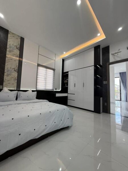 Nhà 2 tầng 2 mặt tiền Tô Vĩnh Diện 9900