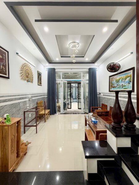 Nhà 3 tầng kiệt ô tô Nguyễn Phước Nguyên 4950
