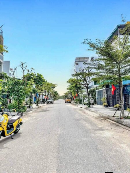Đất mặt tiền Thâm Tâm, 100mv, 5ty2