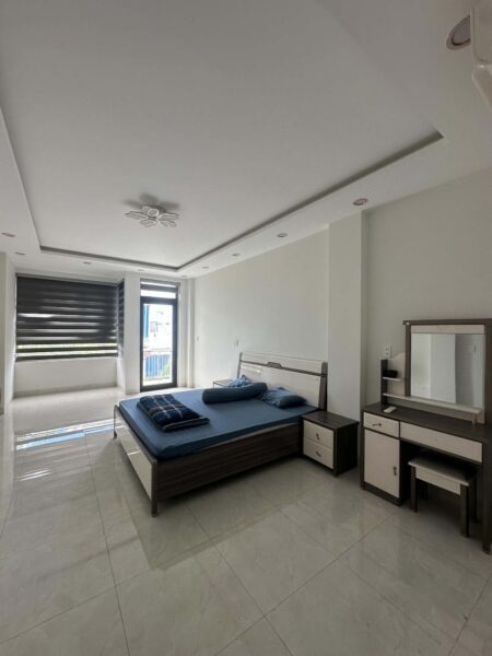 Nhà 4 tầng mặt tiền Phan Bôi 91mv, 14ty5