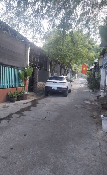 Nhà trọ kiệt ô tô Âu Cơ 100mv, 3450