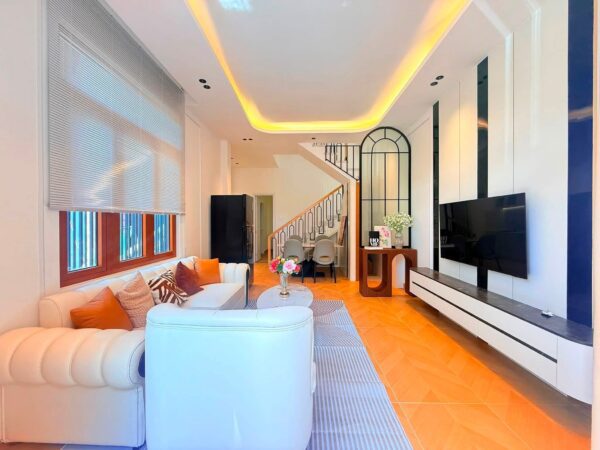 Nhà 3 tầng 2 mặt tiền Trần Xuân Lê 60mv, 6700