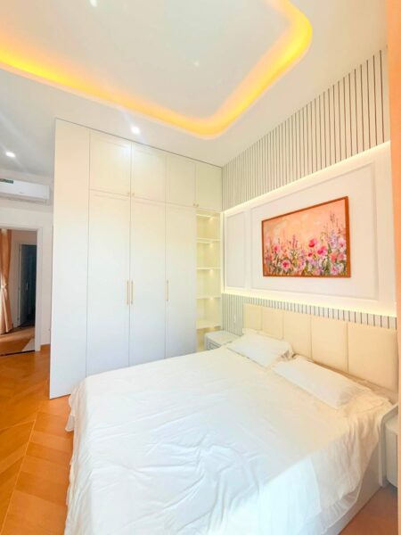 Nhà 3 tầng 2 mặt tiền Trần Xuân Lê 60mv, 6700