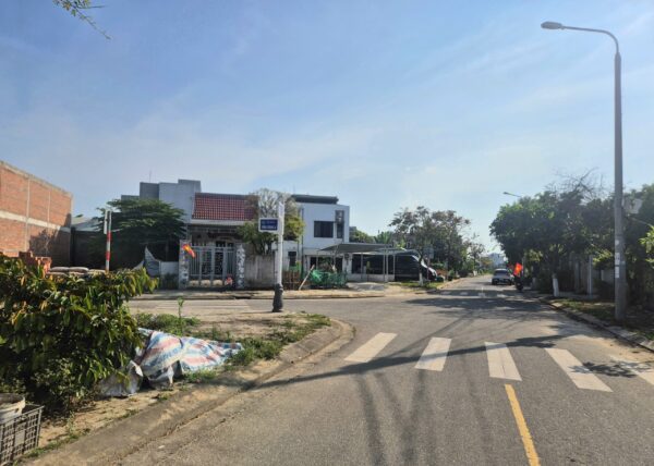 Đất mặt tiền Hoà Bình 1, 143mv, 5ty