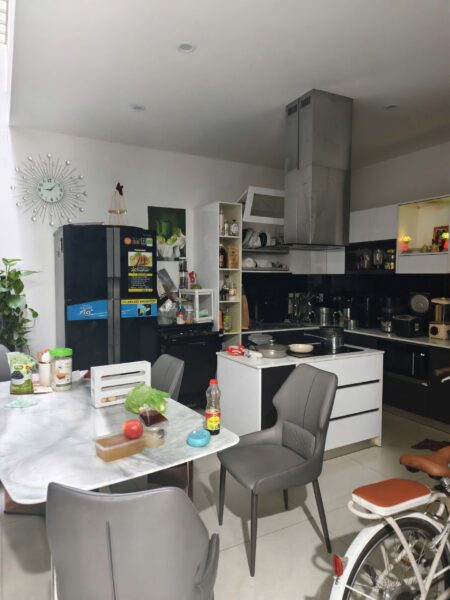 Nhà 3 tầng mặt tiền Dương Tụ Quán 96mv, 23ty