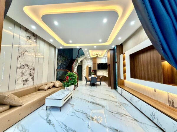 Nhà 3 tầng mặt tiền Vũ Miên 100mv, 6795