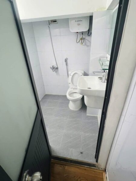 Nhà 2 tầng rưỡi kiệt Điện Biên Phủ 41mv, 3600
