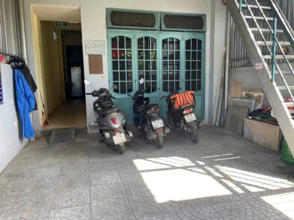 Nhà trọ 2 tầng kiệt ô tô Tô Hiệu 120mv, 4950