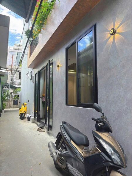 Nhà 2 tầng kiệt Đống Đa 45mv, 4650