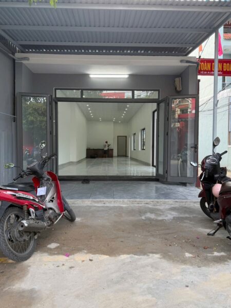 Nhà mặt tiền Nguyễn Chánh 94mv, 8500