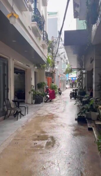 Nhà 2 tầng kiệt ô tô Lê Duẩn, 58mv, 6700