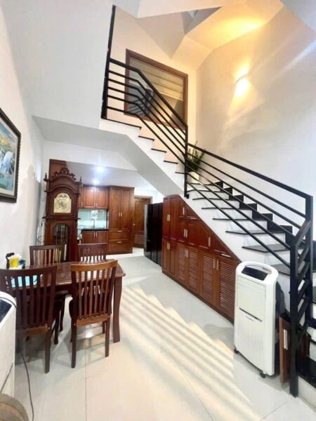 Nhà 3 tầng kiệt Nguyễn Tất Thành 60mv, 5800