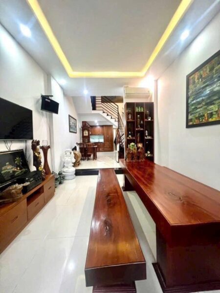 Nhà 3 tầng kiệt Nguyễn Tất Thành 60mv, 5800