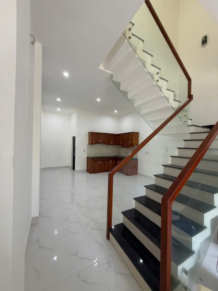 Nhà 2 tầng kiệt ô tô Nguyễn Xuân Hữu 62mv, 4100