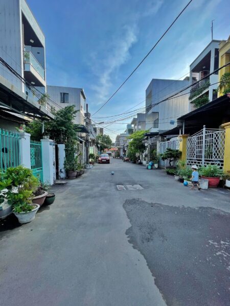 Nhà mê lửng kiệt ô tô Ngô Thị Nhậm 69mv, 4250