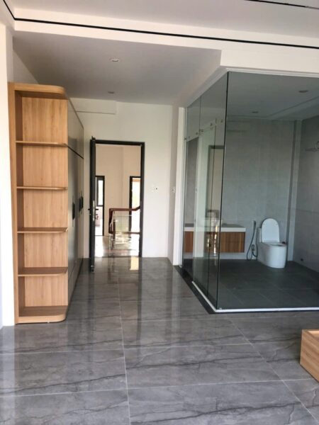 Cho thuê nhà 3 tầng mặt tiền Tú Quỳ 15tr