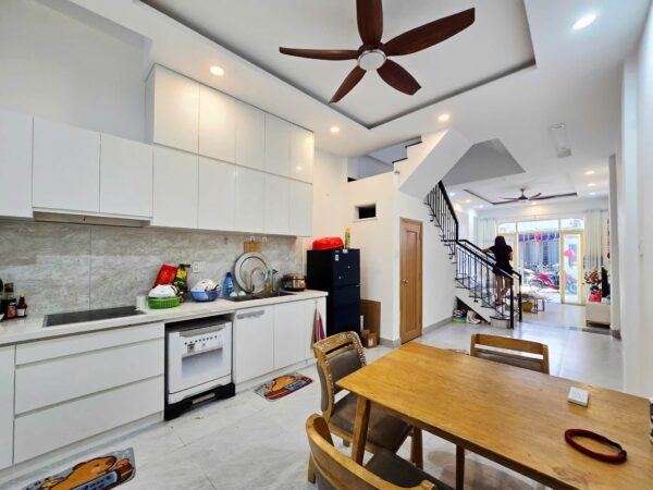 Nhà 3 tầng kiệt Hoà An 50mv, 3ty9