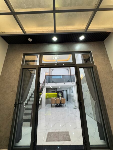 Nhà mê lửng kiệt ô tô Tôn Đản, 71mv, 3950