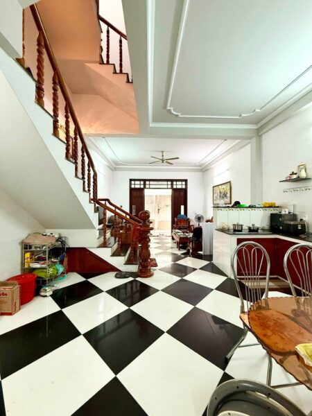 Nhà 3 tầng kiệt Nguyễn Phước Nguyên 72mv, 3750