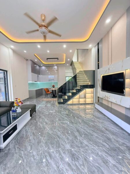 Nhà mê lửng kiệt Trường Chinh 100mv, 3990