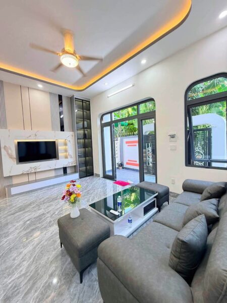 Nhà mê lửng kiệt Trường Chinh 100mv, 3990