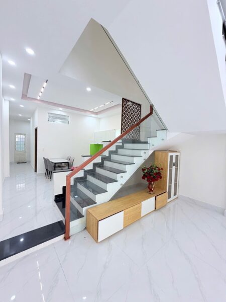 Nhà 2 tầng mặt tiền Phần Lăng 81mv, 7390