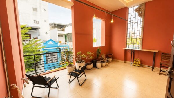 Cho thuê nhà 3 tầng mặt tiền Mỹ Đa Đông 33tr