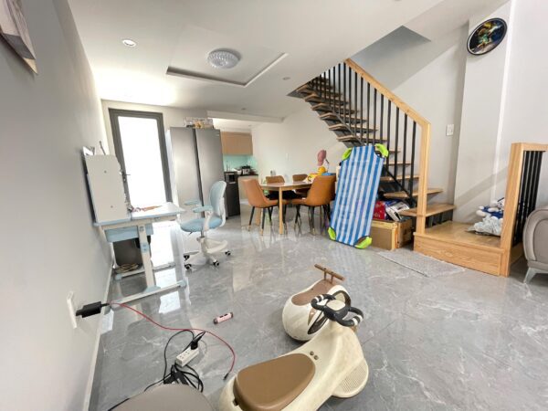 Nhà mê lửng kiệt Tôn Đản 75mv, 2ty7