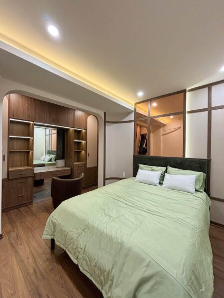Nhà 2 tầng kiệt Nguyễn Hoàng 45mv, 4ty7