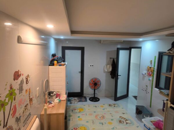 Nhà 2 tầng mặt tiền Nguyễn Huy Tự 76mv, 6500