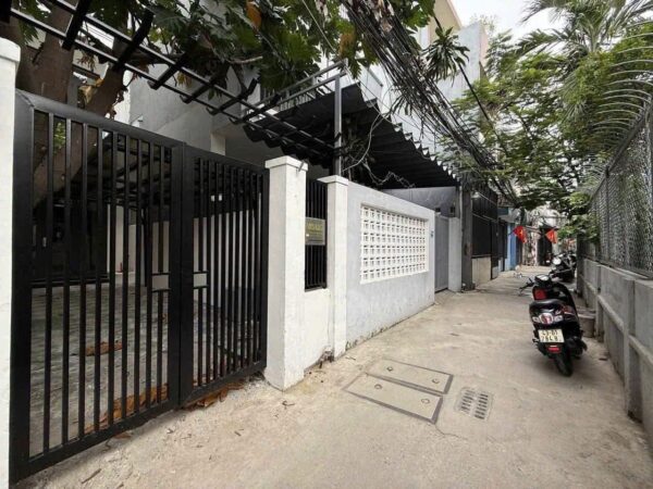 Nhà 3 tầng kiệt Hoàng Diệu 74mv, 4500