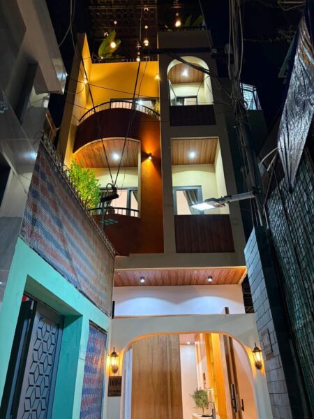 Nhà 4 tầng kiệt Lê Duẩn 65mv, 6950