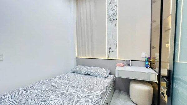 Nhà 3 tầng kiệt Lê Duẩn 50mv, 5250