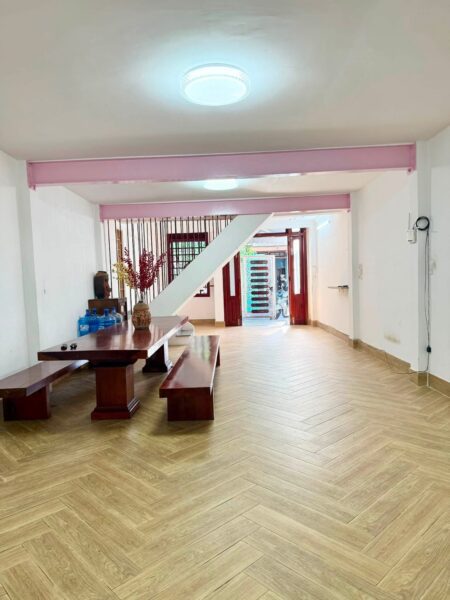 Nhà 2 tầng kiệt ô tô Nguyễn Phước Nguyên 90mv, 4450