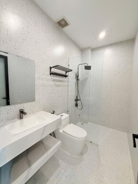 Nhà 3 tầng mặt tiền Thanh lương 100mv, 9300