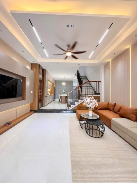 Nhà 3 tầng mặt tiền Thanh lương 100mv, 9300