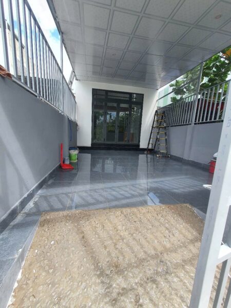 Nhà mê lửng kiệt ô tô Hoàng Văn Thái 90mv, 1750