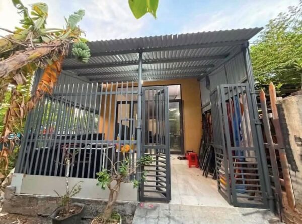 Nhà ba lá kiệt ô tô Nguyễn Đình Tứ 80mv, 950