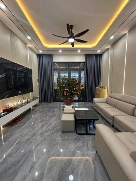 Nhà 3 tầng kiệt ô tô Tô Hiệu 96mv, 6500