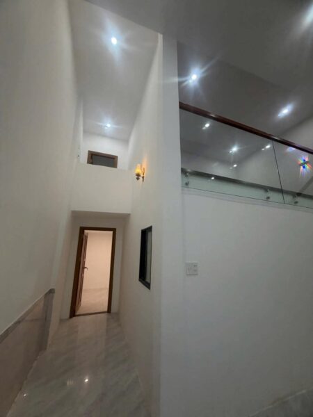 Nhà mê lửng kiệt ô tô Hải Hồ 84mv, 6990